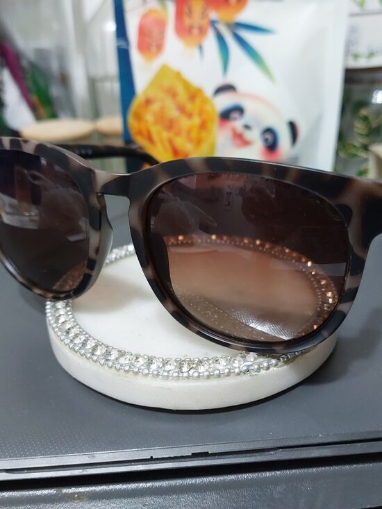 Blenders Eyewear H Series Polarized Sunglasses Round Cat Eye TIGER MARK Tortoise main image 4